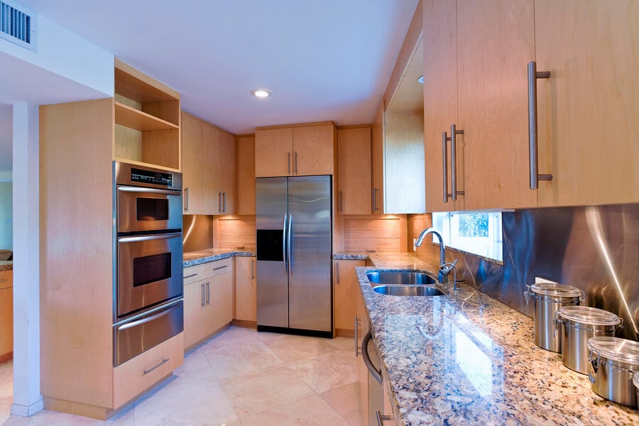 Kitchen Cabinet Drawers Versus Kitchen Cabinet Doors