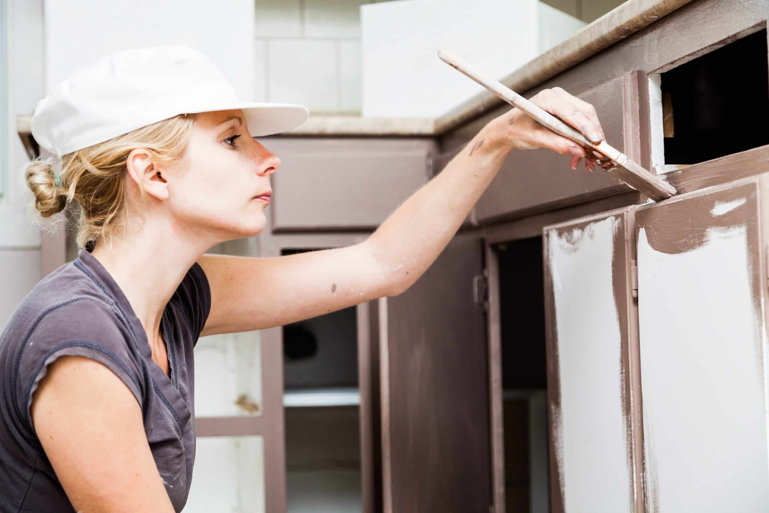 how to change kitchen cabinet color